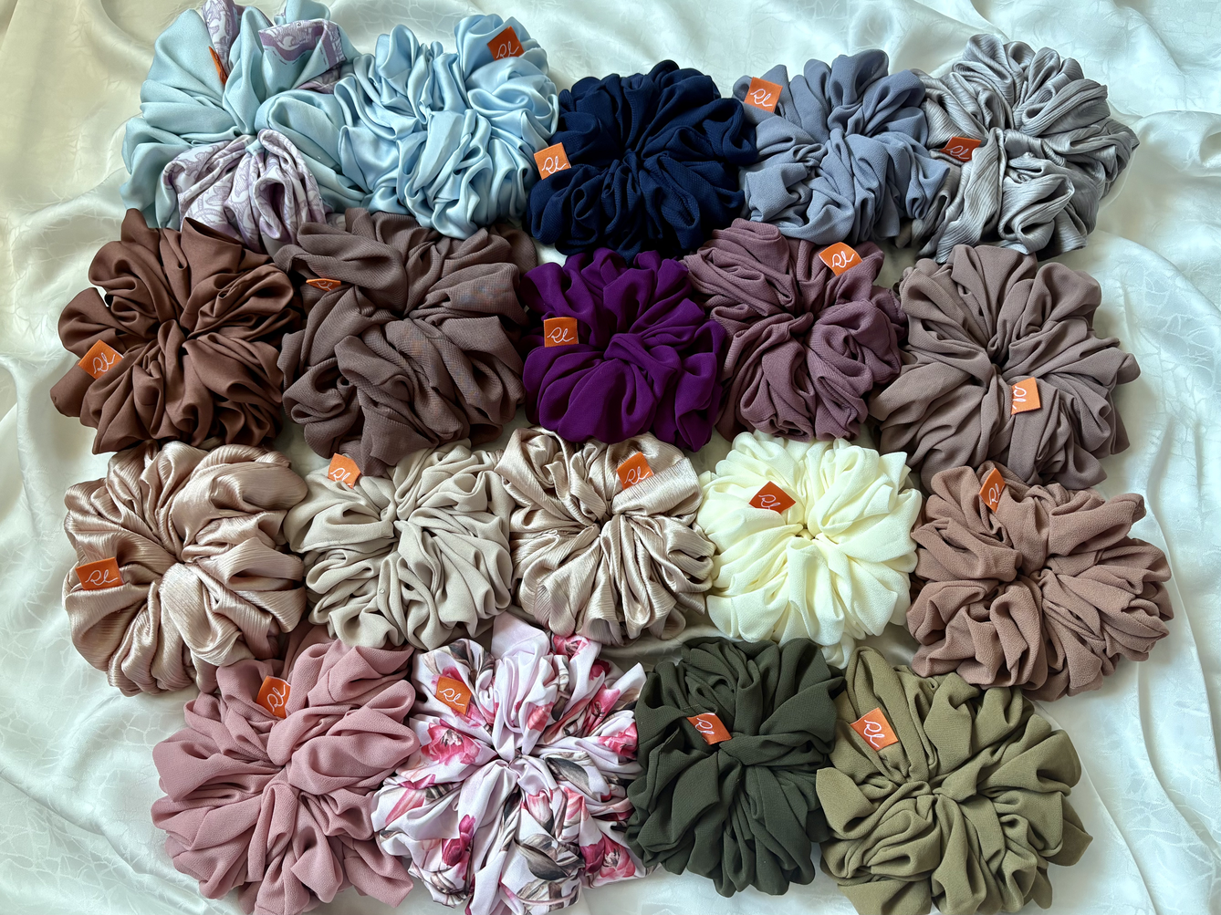 All scrunchies together